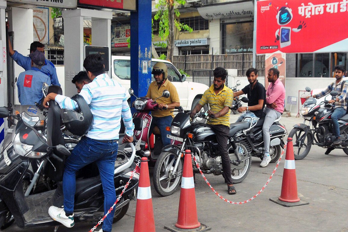 OMCs Support an Interim Hike in LPG Distributors’ Commission; Awaiting Ministry Approval: AIHPGDA