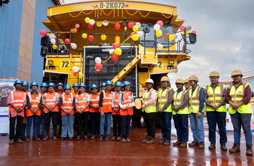 All-Women L&T Team Sets Record by Commissioning  a 100-tonne Payload Mining Machine in Jharkhand